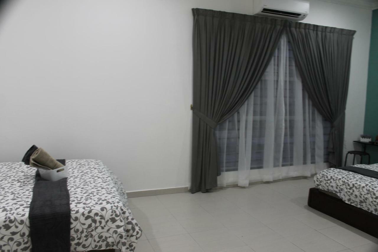 Luxury Kuala Selangor Homestay Esterno foto